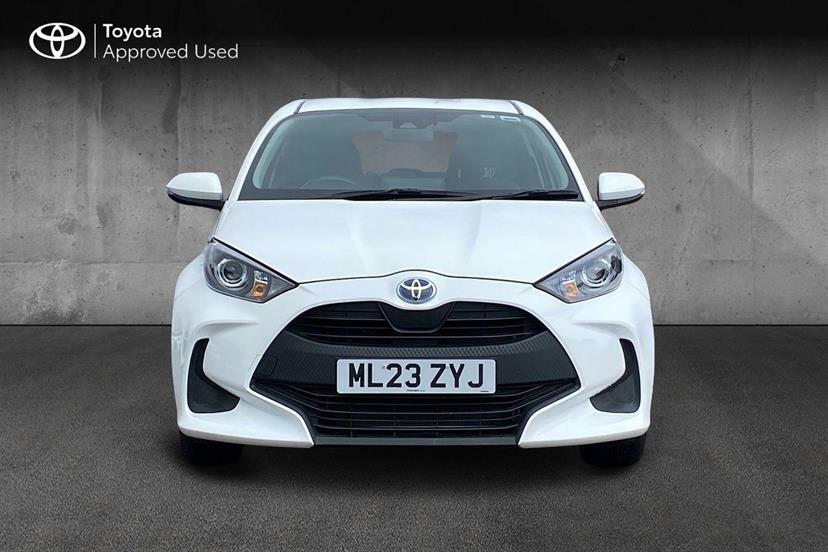 Toyota Yaris Excel Silver #15