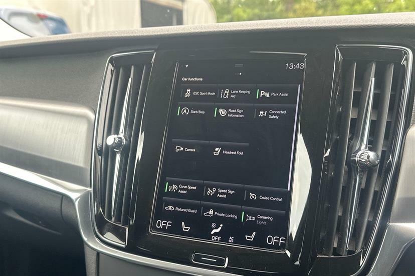 Volvo V90 2.0 D4 Inscription  #15