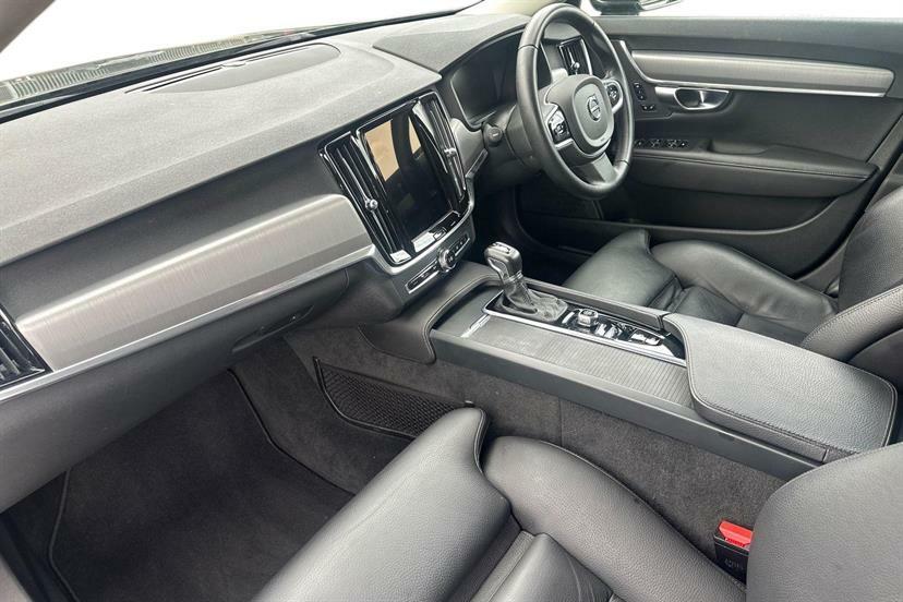Volvo V90 2.0 T4 Momentum Plus Geartronic Grey