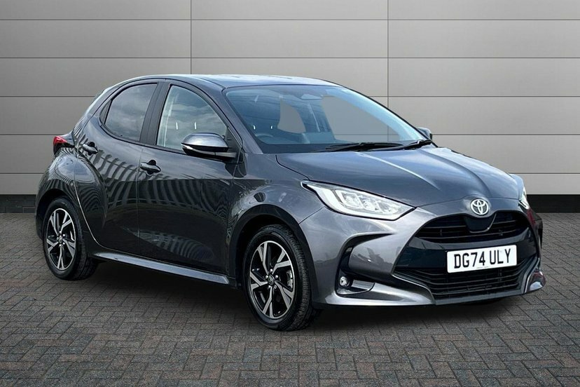 Toyota Yaris 1.5 Vvt-h Design Hatchback Hybrid E-cvt DG74ULY Grey