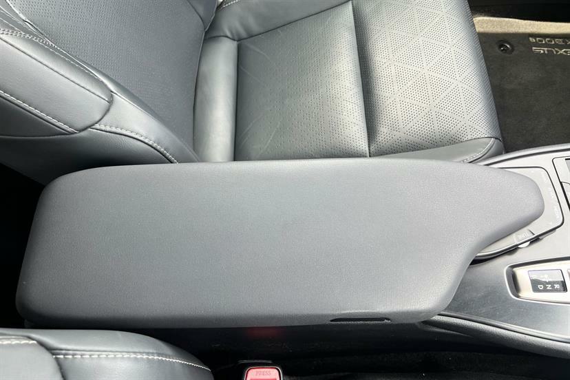 Lexus UX Ux 250H 4X2 Cvt Grey #19