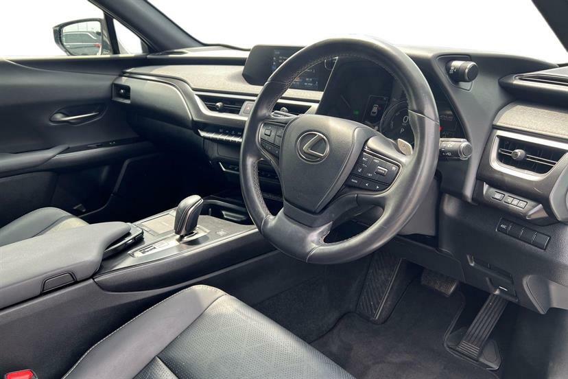 Lexus UX 300E 150Kw 54.3 Kwh E-cvt Premiumpk18alloy White #5