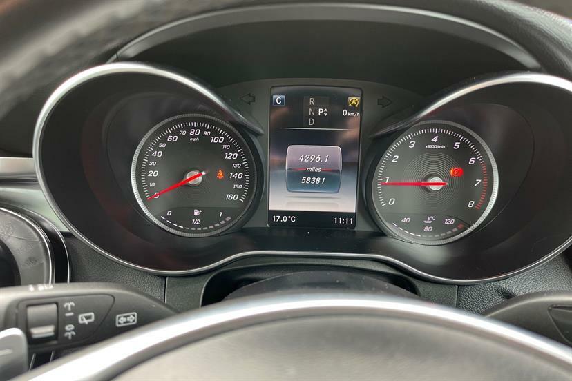 Mercedes-Benz GLC Class 250 4Matic Amg Line Premium 9G-tronic White #5