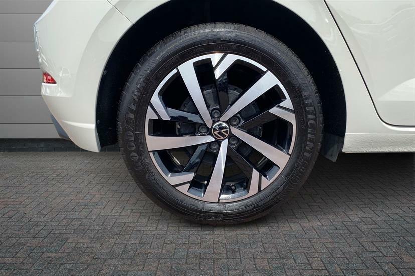 Volkswagen Polo Life Grey #4