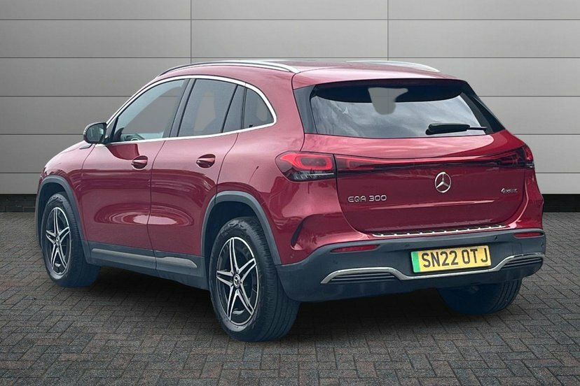 Mercedes-Benz EQA Eqa 300 66.5Kwh Amg Line SN22OTJ Red #2