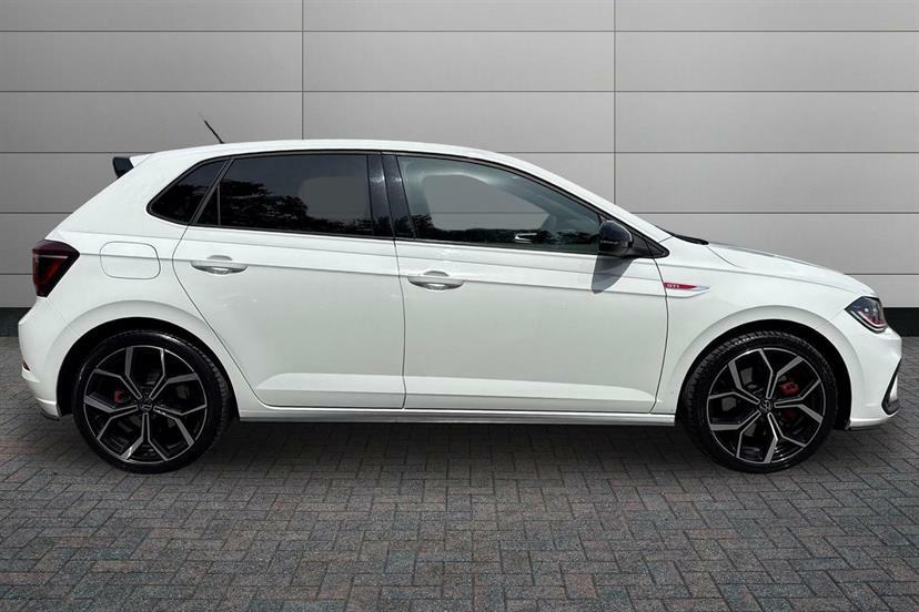 Volkswagen Polo 2.0 Tsi Gti Dsg Black #4