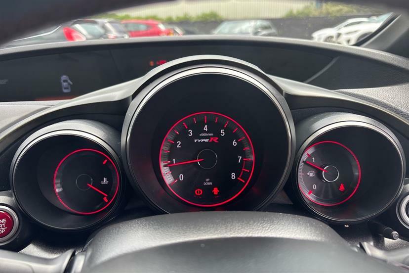 Honda Civic 1.0 Vtec Turbo Ex Black #20