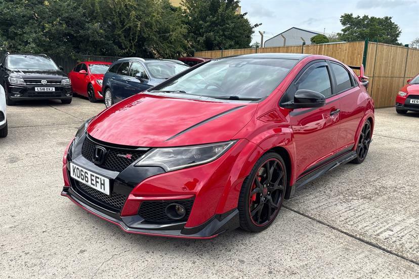 Honda Civic 1.0 Vtec Turbo Ex Black #13