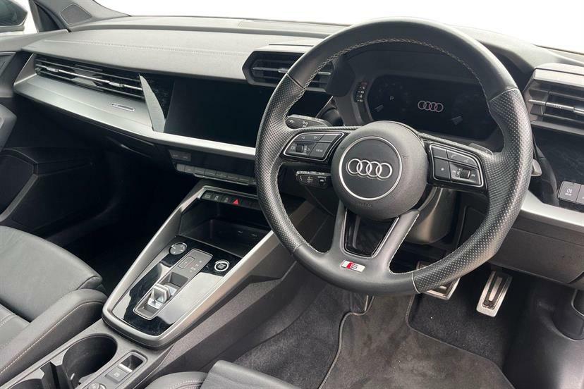 Audi A3 35 Tfsi S Line S Tronic Black #6
