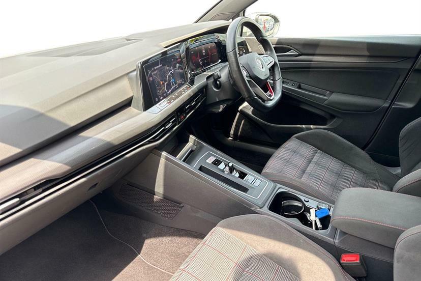 Volkswagen Golf 2.0 Tsi Gti Dsg White #2