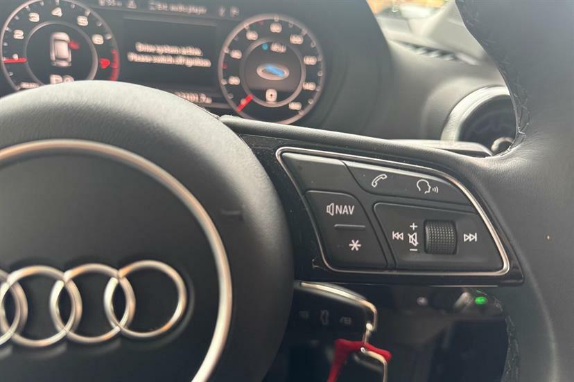Audi Q2 35 Tfsi Black Edition 2024 Black #28