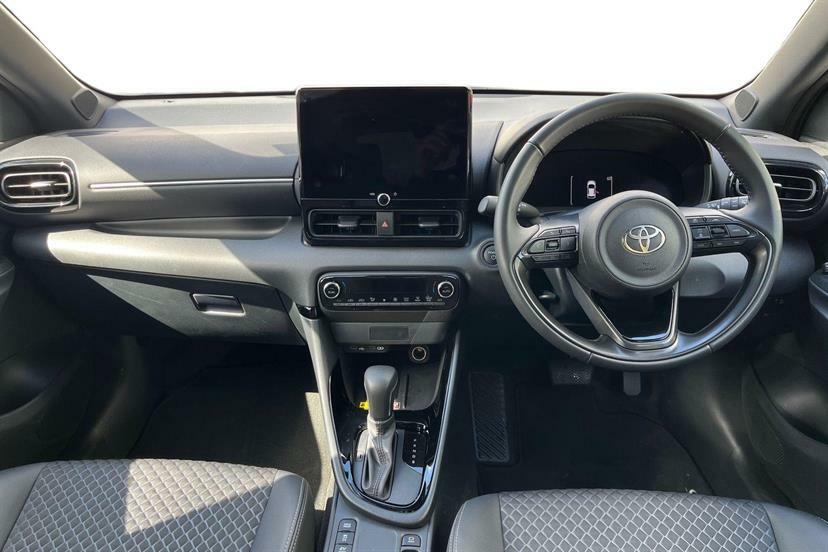 Toyota Yaris 1.5 Hybrid 130 Excel Cvt White #6