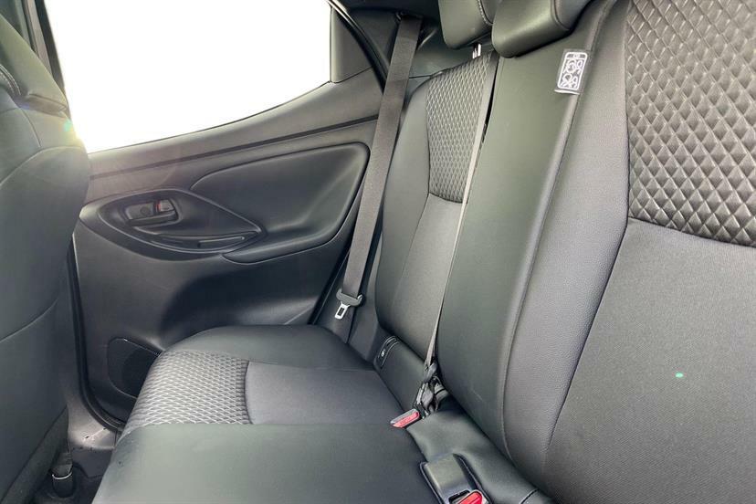 Toyota Yaris Hatchback Grey #10
