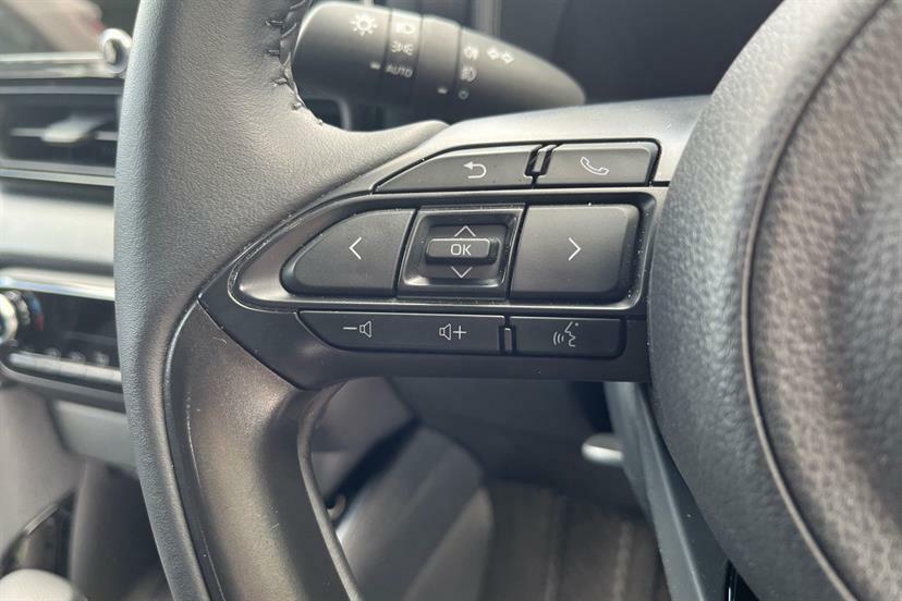 Toyota Yaris Hatchback Grey #15