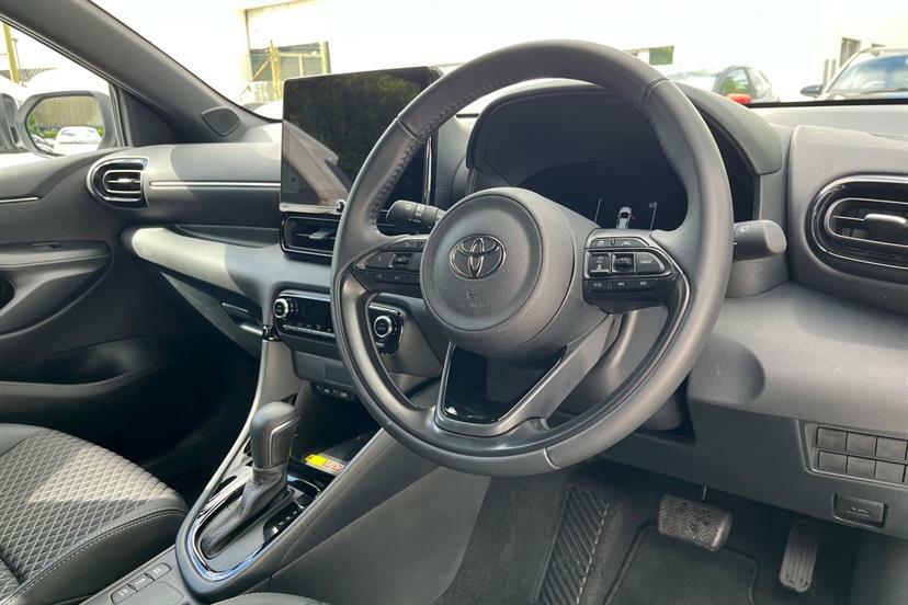 Toyota Yaris Hatchback Grey #13