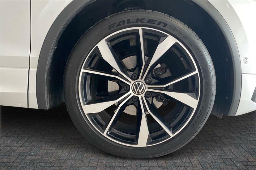 Volkswagen Tiguan 1.5 Tsi 150 R-line Dsg Black #5