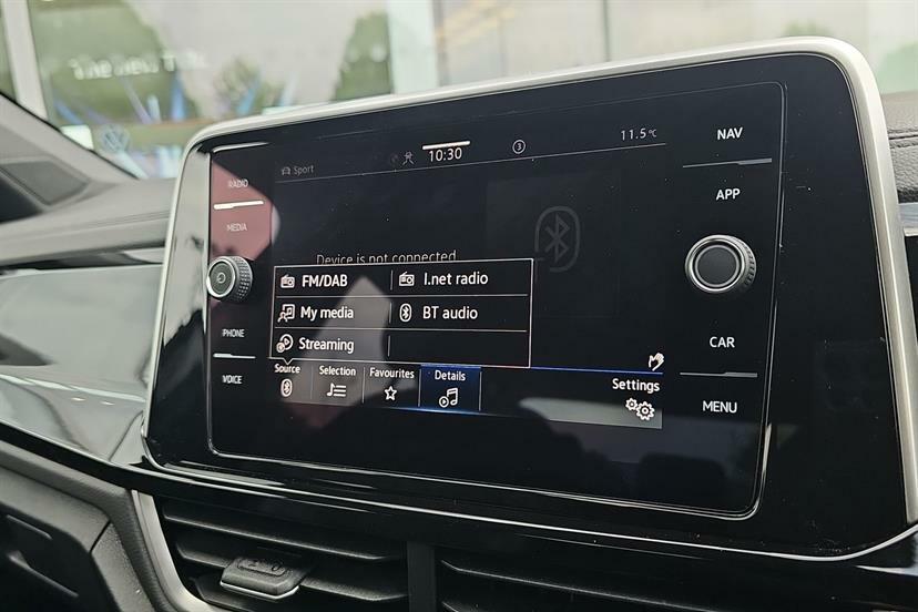 Volkswagen T-Roc Style Silver #32