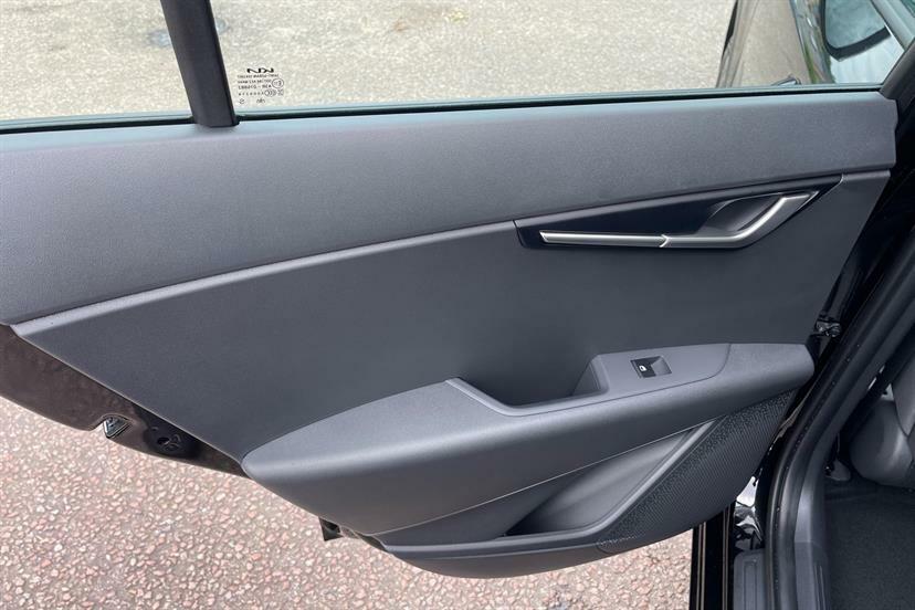 Kia e-Niro 150Kw 2 Nav 65Kwh Blue #35