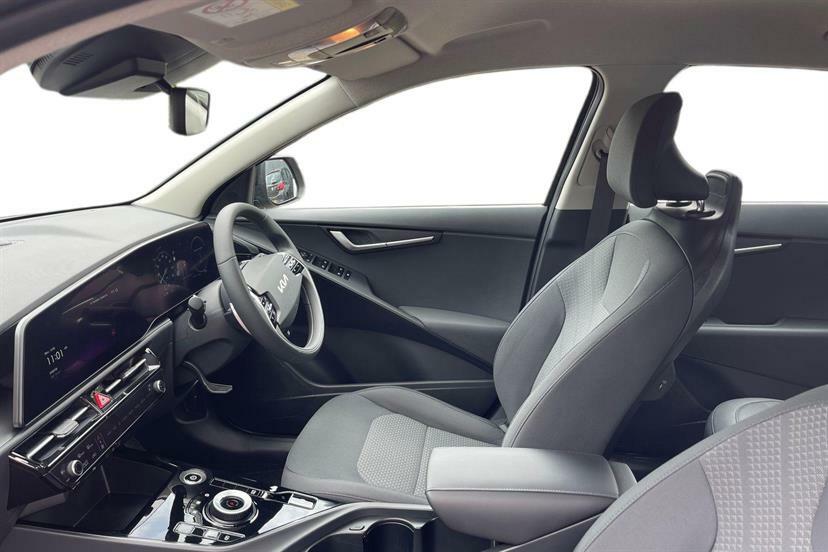 Kia e-Niro 150Kw 2 Nav 65Kwh Black #2