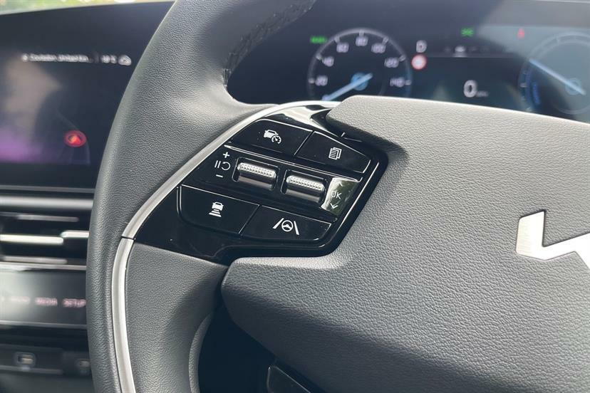 Kia e-Niro 150Kw 2 Nav 65Kwh Blue #24