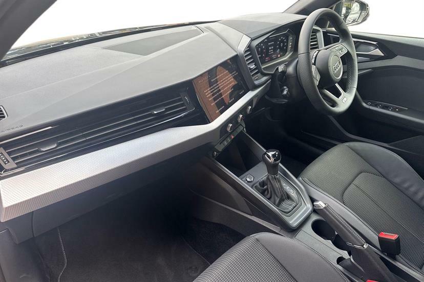 Audi A1 25 Tfsi S Line S Tronic Black #2