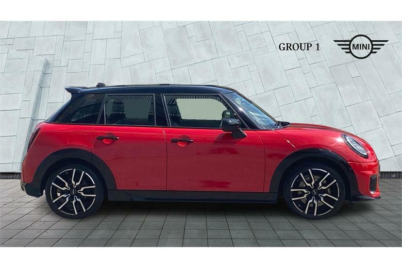 Mini Hatch 1.5 C Sport Red #2