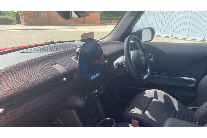 Mini Hatch 1.5 C Sport Red #5