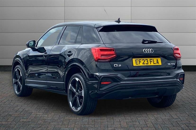 Audi Q2 35 Tfsi Black Edition S Tronic Black #3