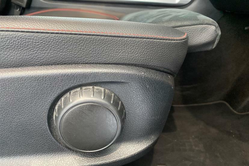 Mercedes-Benz GLB Class Amg Line Grey #37