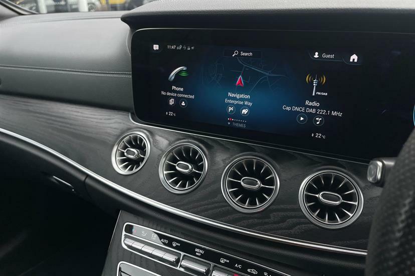Mercedes-Benz E Class E220d Amg Line Premium 9G-tronic Blue #14