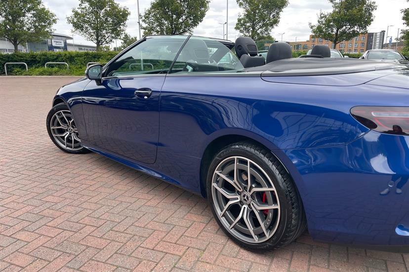 Mercedes-Benz E Class E220d Amg Line Premium 9G-tronic Blue #44