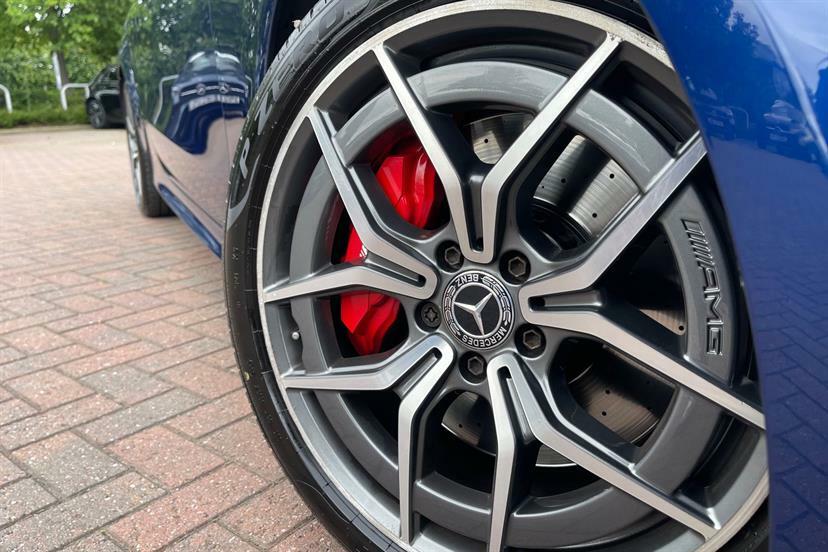 Mercedes-Benz E Class E220d Amg Line Premium 9G-tronic Blue #41