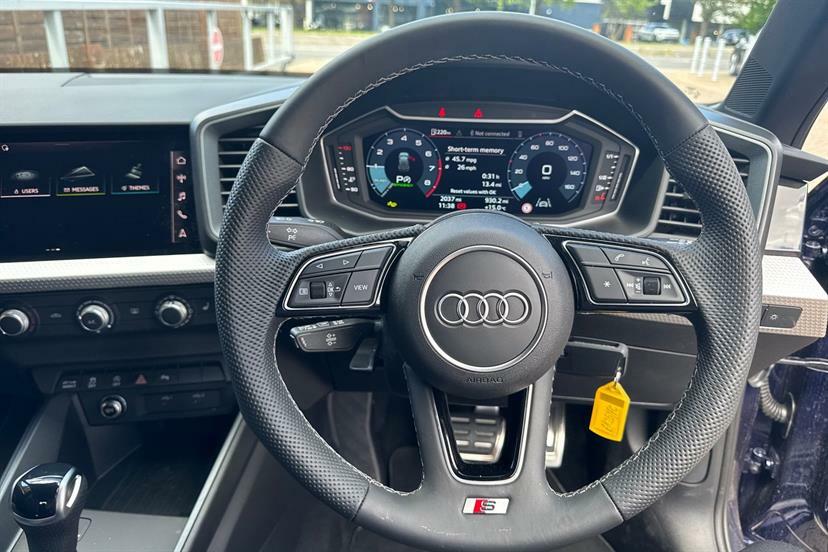 Audi A1 35 Tfsi S Line S Tronic Blue #25