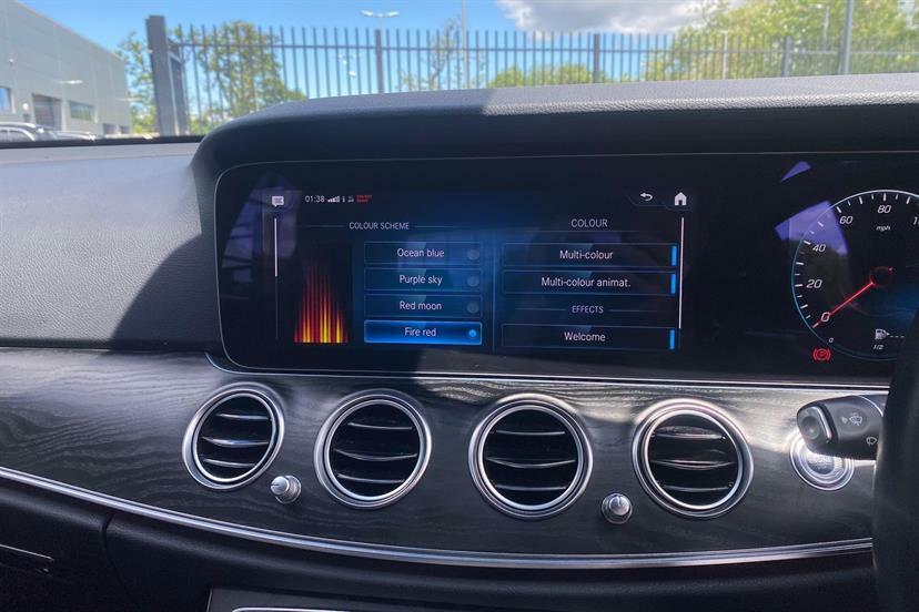 Mercedes-Benz E Class E220d 200 Amg Line 9G-tronic  #33