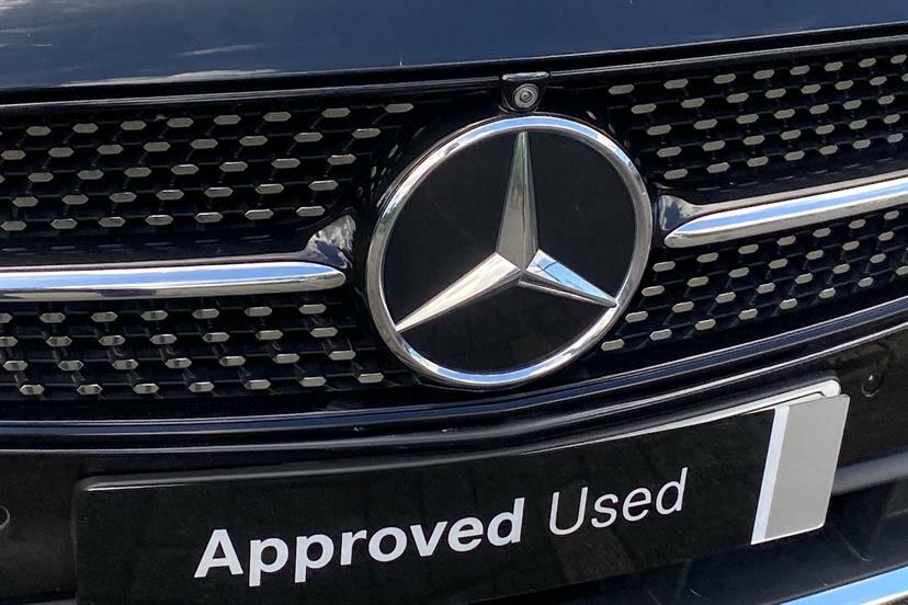Mercedes-Benz E Class E220d 200 Amg Line 9G-tronic  #13