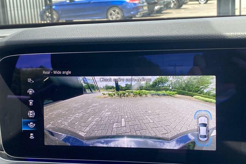 Mercedes-Benz E Class E220d 200 Amg Line 9G-tronic  #54