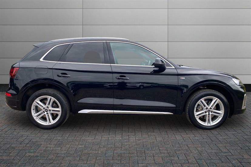 Audi Q5 45 Tfsi Quattro S Line S Tronic Black #4