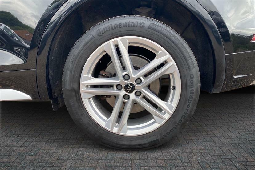 Audi Q5 45 Tfsi Quattro S Line S Tronic Black #5