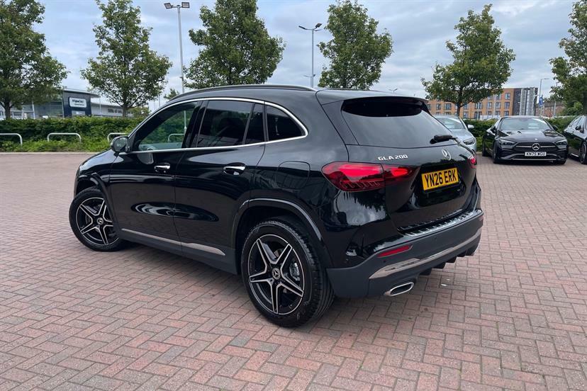Mercedes-Benz GLA Class Amg Line Silver #30