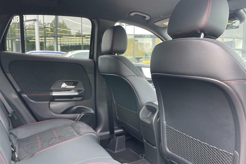 Mercedes-Benz GLA Class Amg Line Silver #27