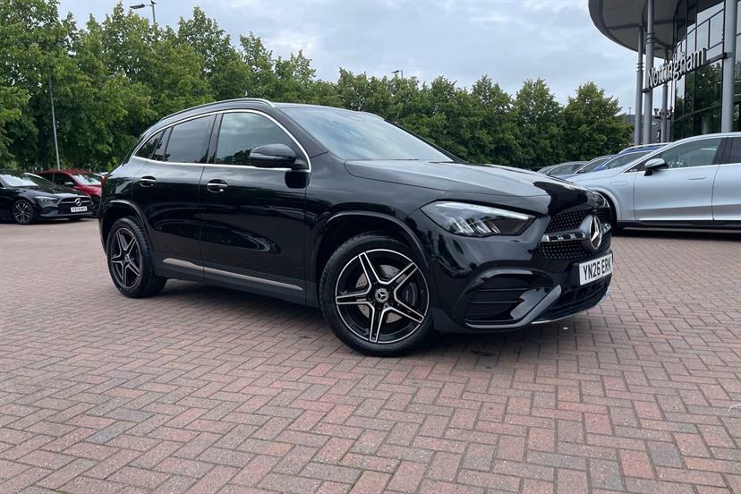 Mercedes-Benz GLA Class Amg Line Silver #28