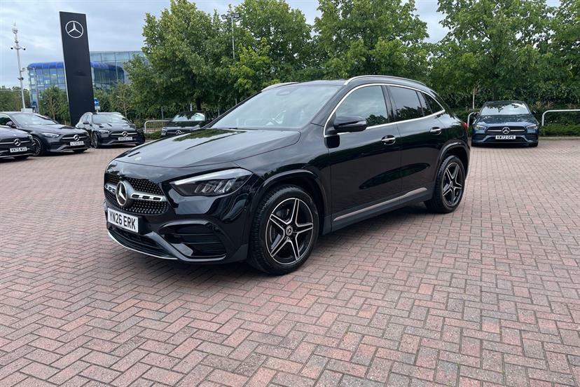 Mercedes-Benz GLA Class Amg Line Silver #23