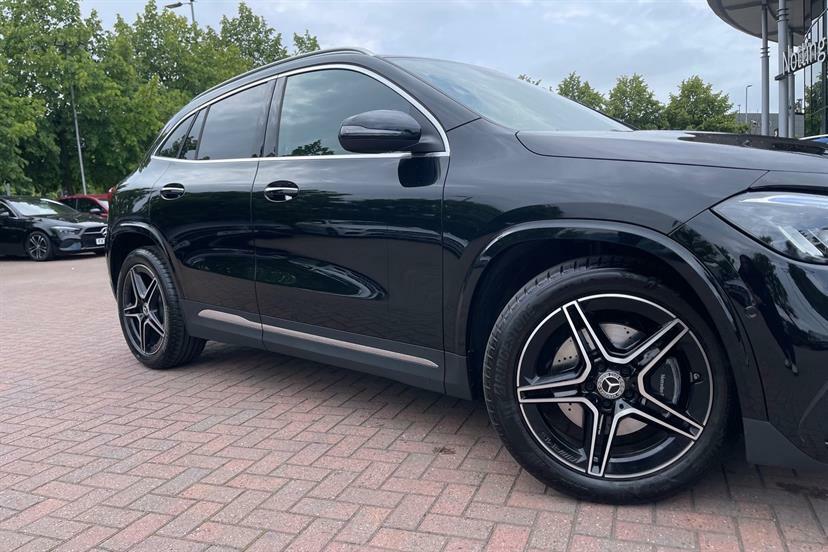 Mercedes-Benz GLA Class Amg Line Silver #29
