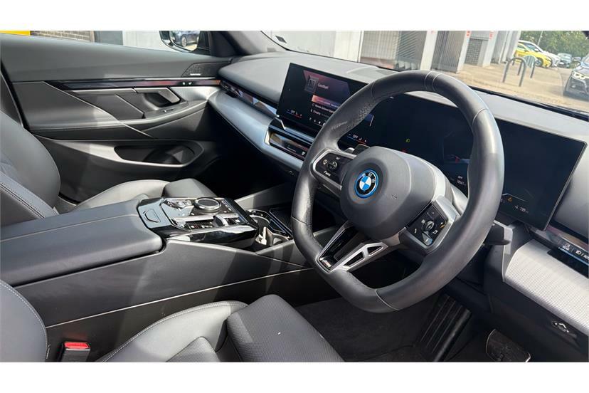 BMW i5 250Kw Edrive40 M Sport 84Kwh Black #6