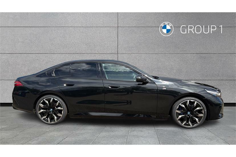 BMW i5 250Kw Edrive40 M Sport 84Kwh Black #3