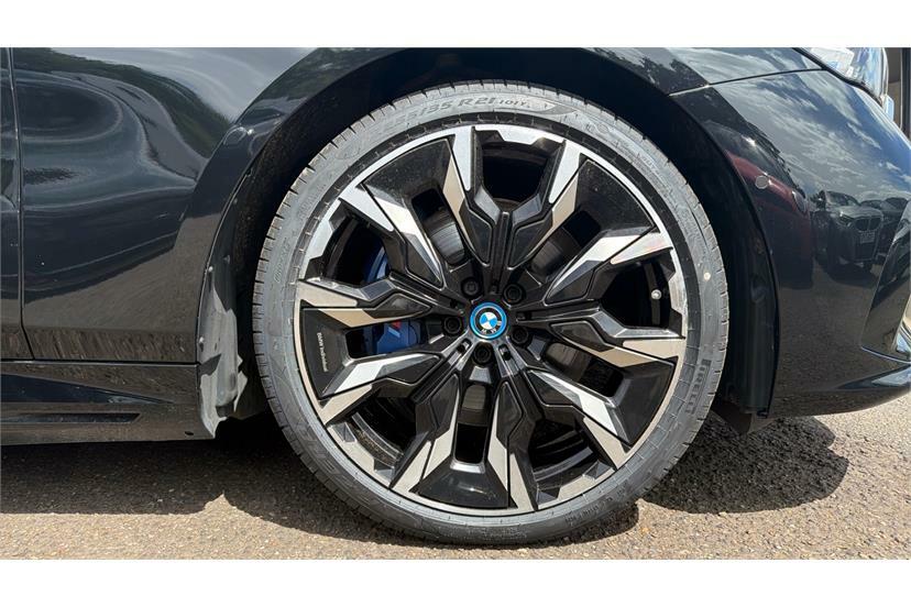 BMW i5 M Sport Grey #14