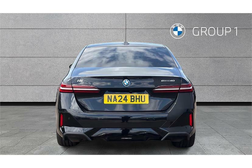 BMW i5 M Sport Grey #15