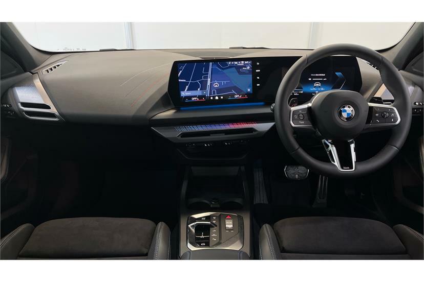 BMW 1 Series 120 M Sport Step  #3