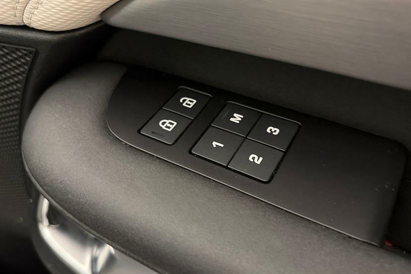 Land Rover Discovery R-dynamic Hse Grey #20