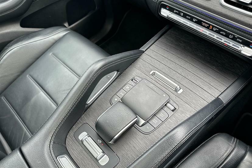 Mercedes-Benz GLE Class 400D 4Matic Amg Line Prem 9G-tron 7 St White #6